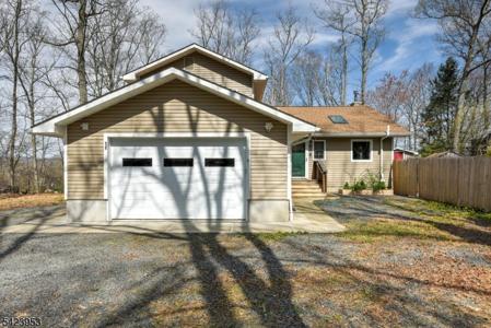 11 Mt Crest Rd