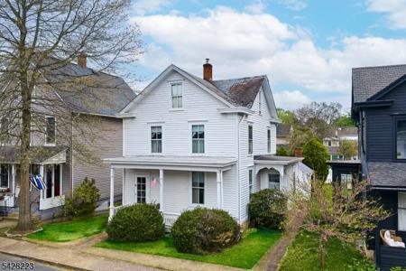 20 Maple St