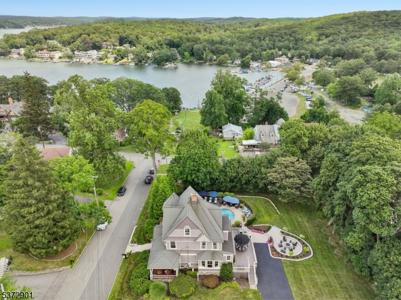 14 Hopatcong Ave