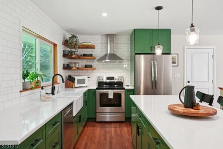 965 Cedar Dr