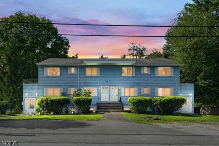 216 E Lake Shore North O103