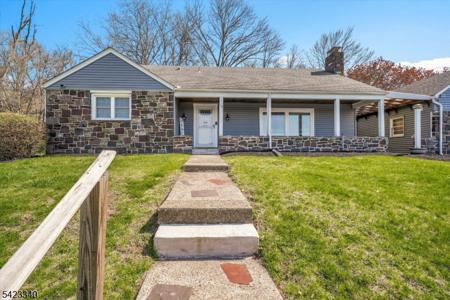 10 Hillside Ave