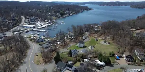 280 Espanong Rd