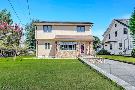 309 Lakeside Ave