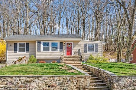 93 Upper Mountain Ave