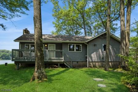 120 Island Rd