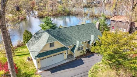 41 Lakewood Dr