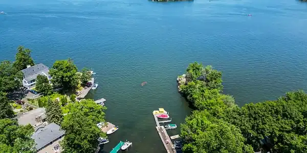 16 Lakeview Rd