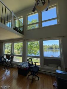 109 Shore Point N