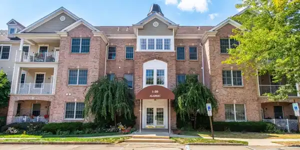 29 RIDGEVIEW LANE