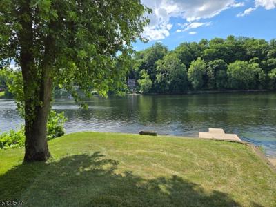 2967 River Rd