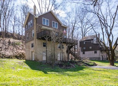 2948 River Road