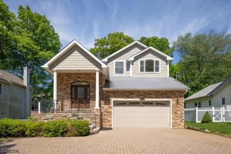 58 W Lake Shore Dr