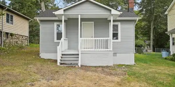 104 Chincopee Ave