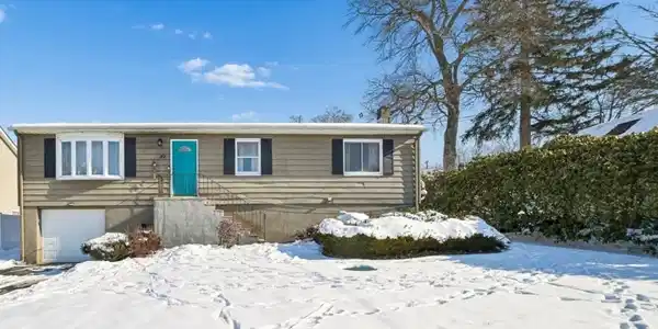 49 New York Ave