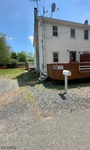 1004 Railroad Ave