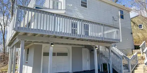 29 Alpine Dr