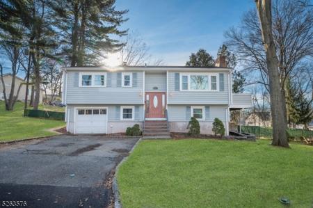 48 Dayton Rd