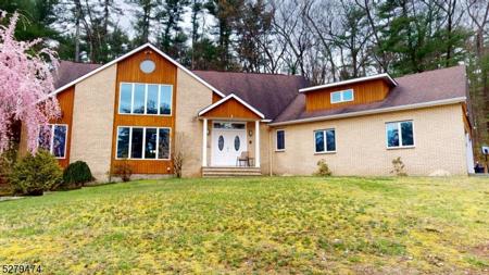 95 River Road