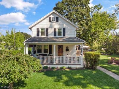 95 2nd St