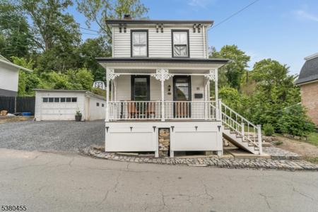 91 Swan St