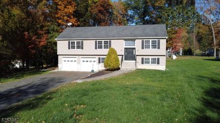 112 Overlook Dr