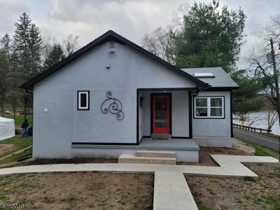 2934 River Road