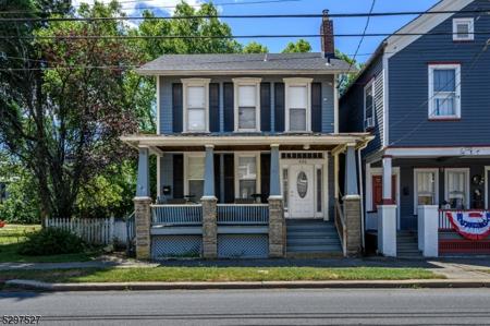 320 Water St