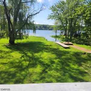 66 Bonning Rd