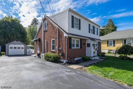 244 Park Sq