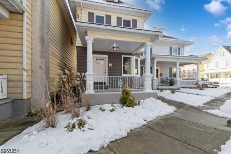 4 Lewis St