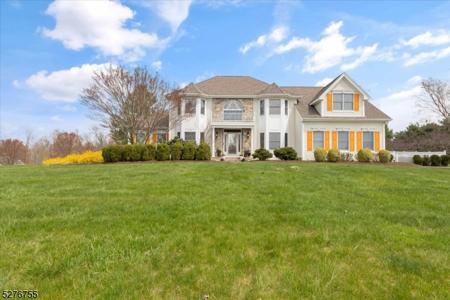 14 Parkland Dr