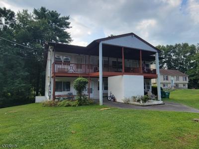 371 Lake Shore South