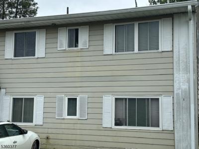 412 Lake Shore North