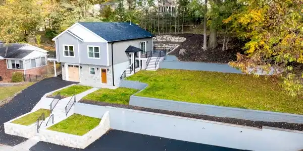 24 Bertrand Island Rd