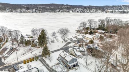 38 Silver Springs Dr