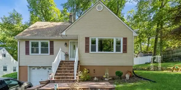 103 Bishop Rock Rd