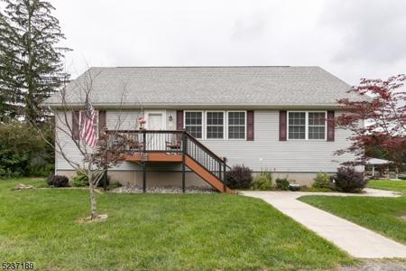 4 Riverview Ave