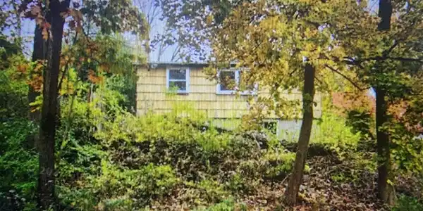 104 Espanong Rd