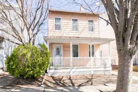 147 Lewis St
