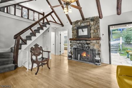 28 Springbrook Trl