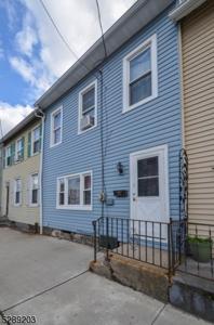 52 Sitgreaves St