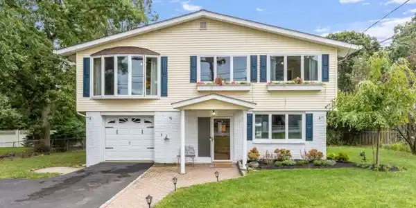 53 Musconetcong Ave