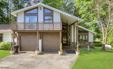 365 Lake Shore South O2