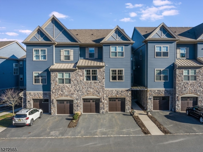 407 Mariner's Pointe, Hopatcong Boro, NJ lhrmls02038926