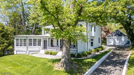 23 Kingwood Ave
