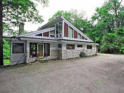 297 Terhune Dr