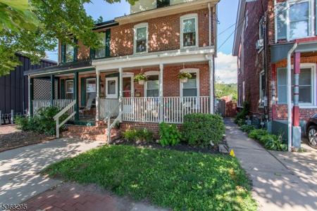 274 N Union St