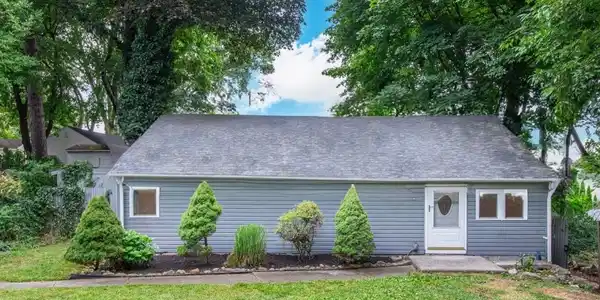 43 Vail Rd