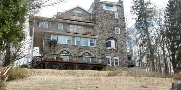 28 SUNSET TER.  UNIT 4